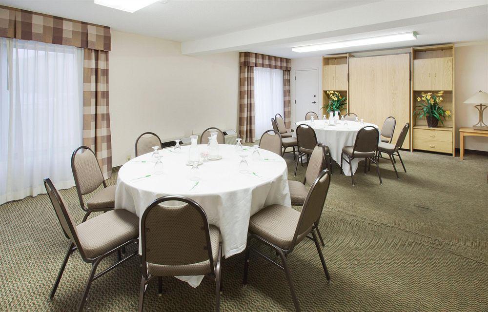 Holiday Inn Coralville - Iowa City By Ihg المرافق الصورة